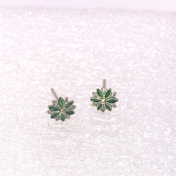 Vtg Sterling Silver & Green Enamel Flower Stud Earrings 6mm - Picture 4 of 8